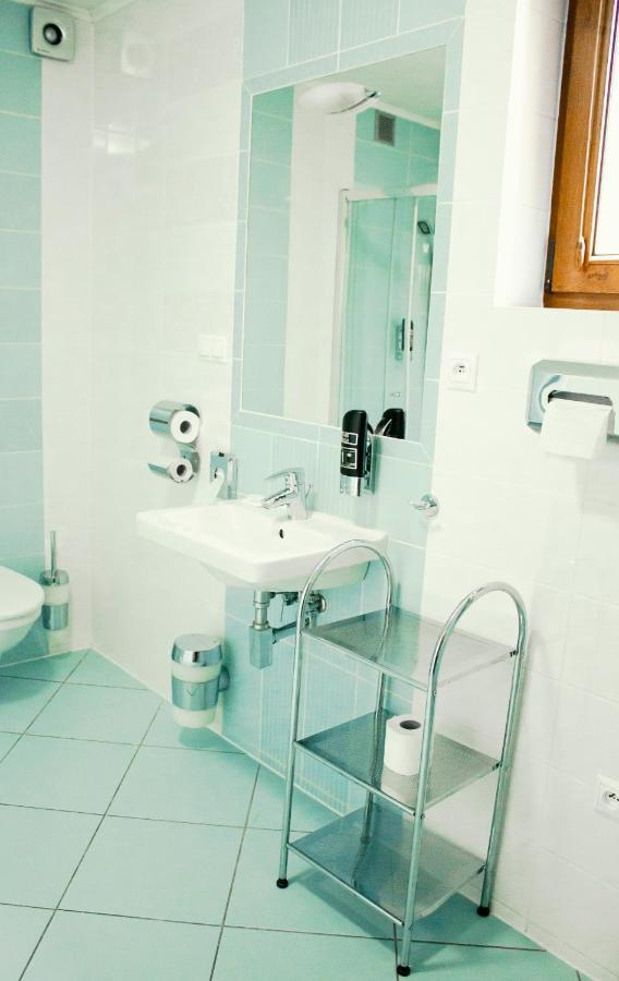 Penzion Anesis - Apartmany Турчьянске-Теплице Экстерьер фото