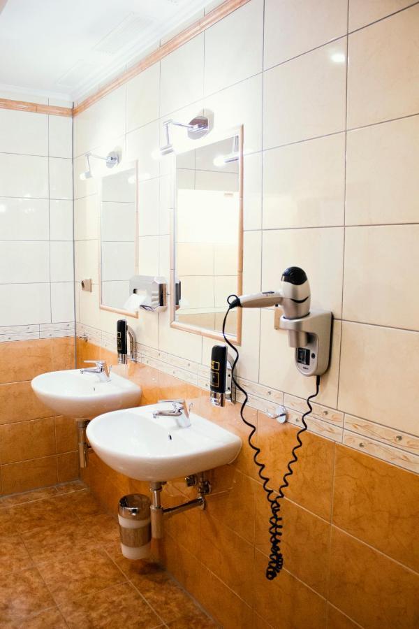 Penzion Anesis - Apartmany Турчьянске-Теплице Экстерьер фото
