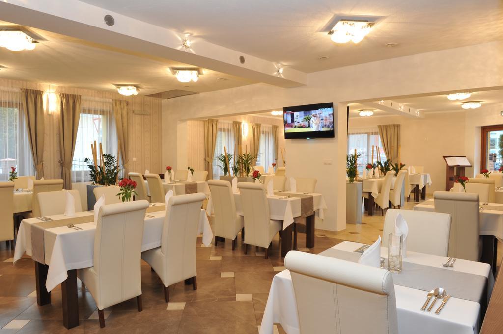 Penzion Anesis - Apartmany Турчьянске-Теплице Экстерьер фото